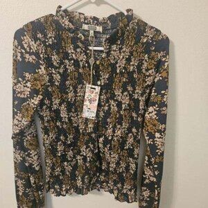 Gimmicks long sleeve medium blouse.